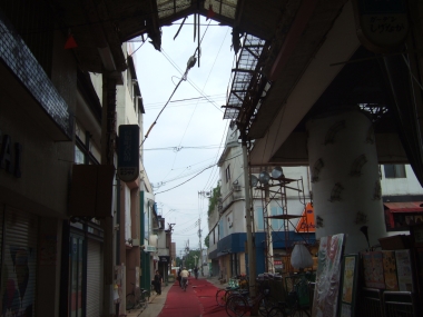 09062005.jpg